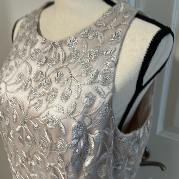 Lovely Tahari Semi-formal Dress~ Size 12. EC - Picture 7 of 10